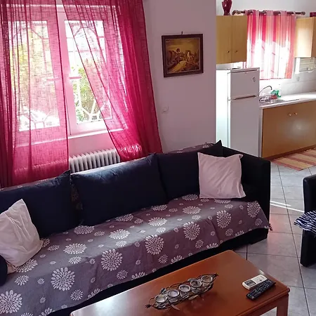 Apartmán White *