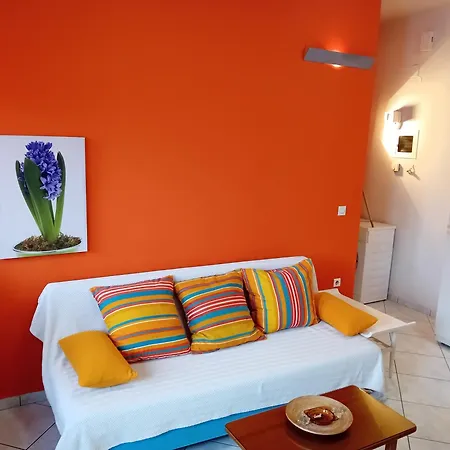 White Apartmán Xylokastro