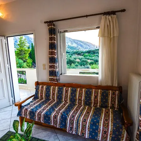 White Apartmán Xylokastro